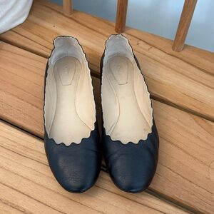 Chloe Black Leather Scalloped Flats